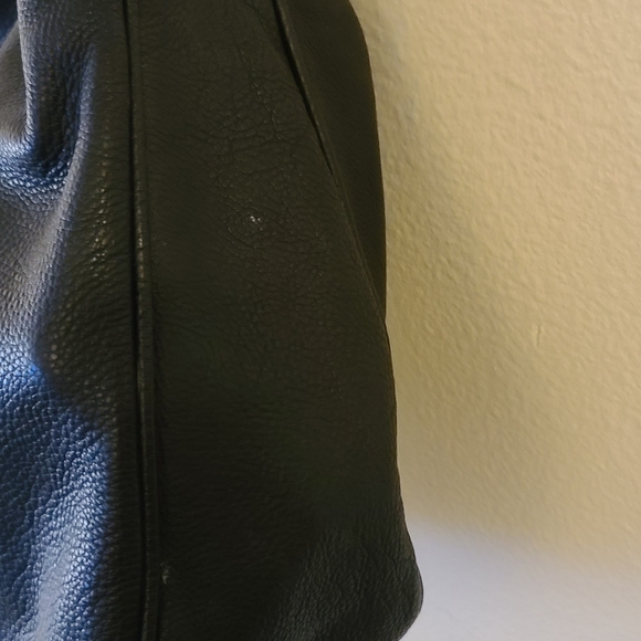 GENUINE  LEATHER MARC JACOBS HOBO PURSE - Picture 6 of 12